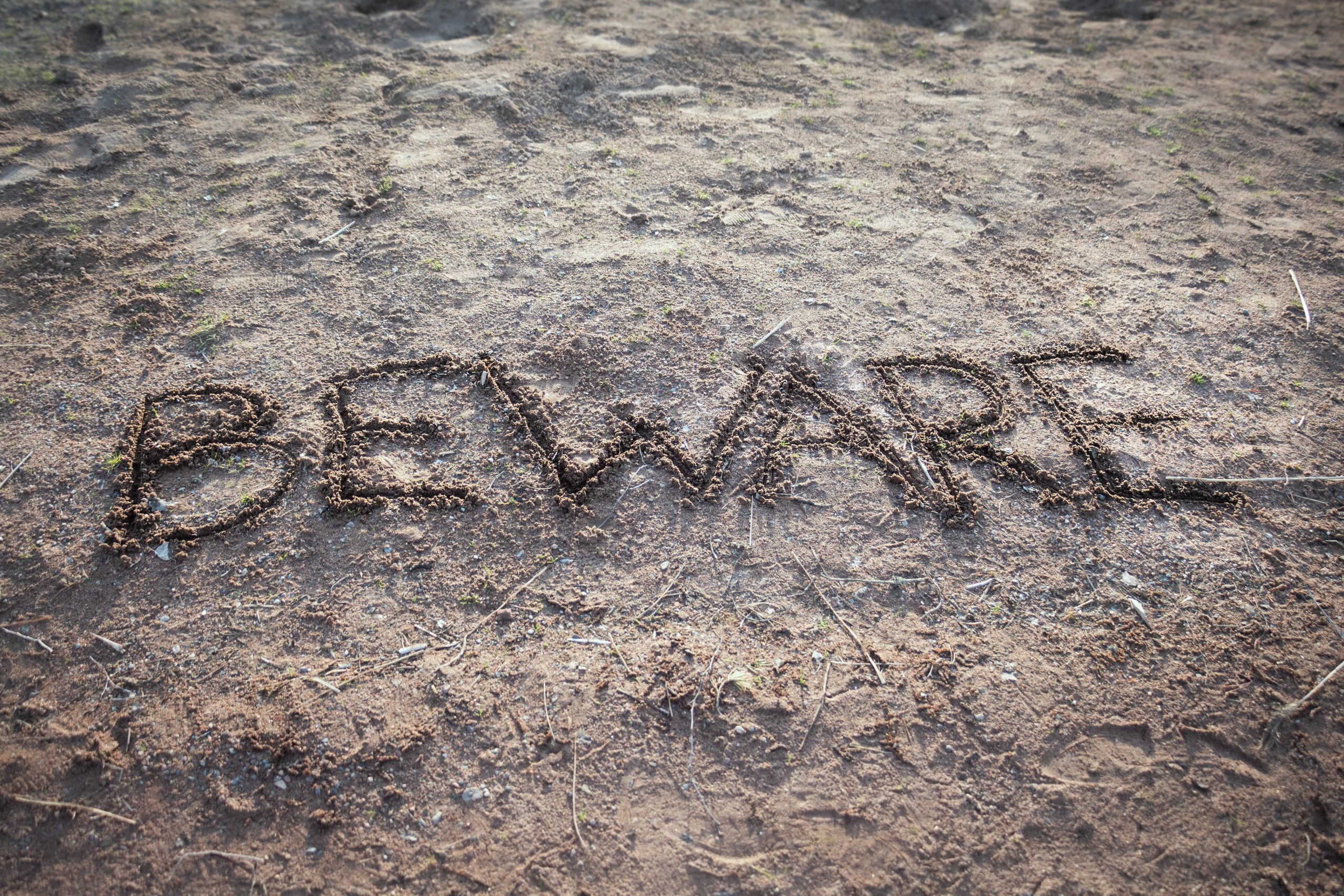 Read more about the article Drawing in sand = forbidden!